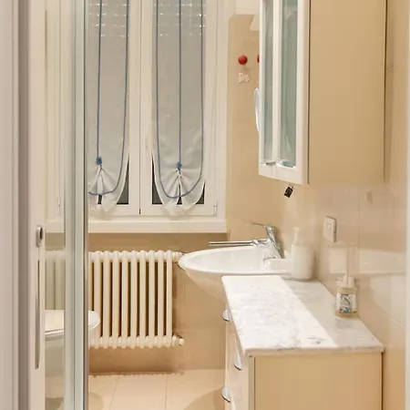 Apartment Welcome Riviera-residenza Il Glicine 5-posto Auto Privato Riservato-20metri Dal Mare-wifi Rapallo