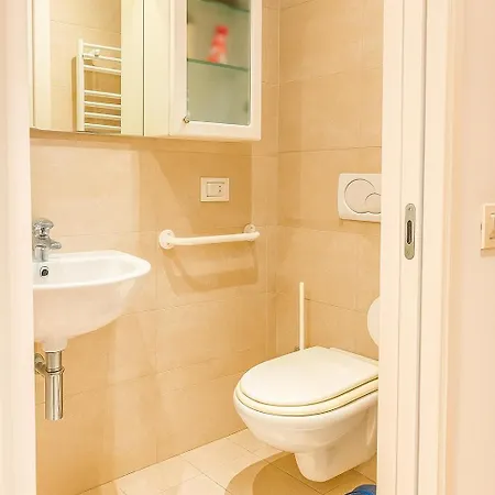 Welcome Riviera-residenza Il Glicine 5-posto Auto Privato Riservato-20metri Dal Mare-wifi Апартаменты