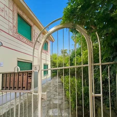 Apartment Welcome Riviera-residenza Il Glicine 5-posto Auto Privato Riservato-20metri Dal Mare-wifi *
